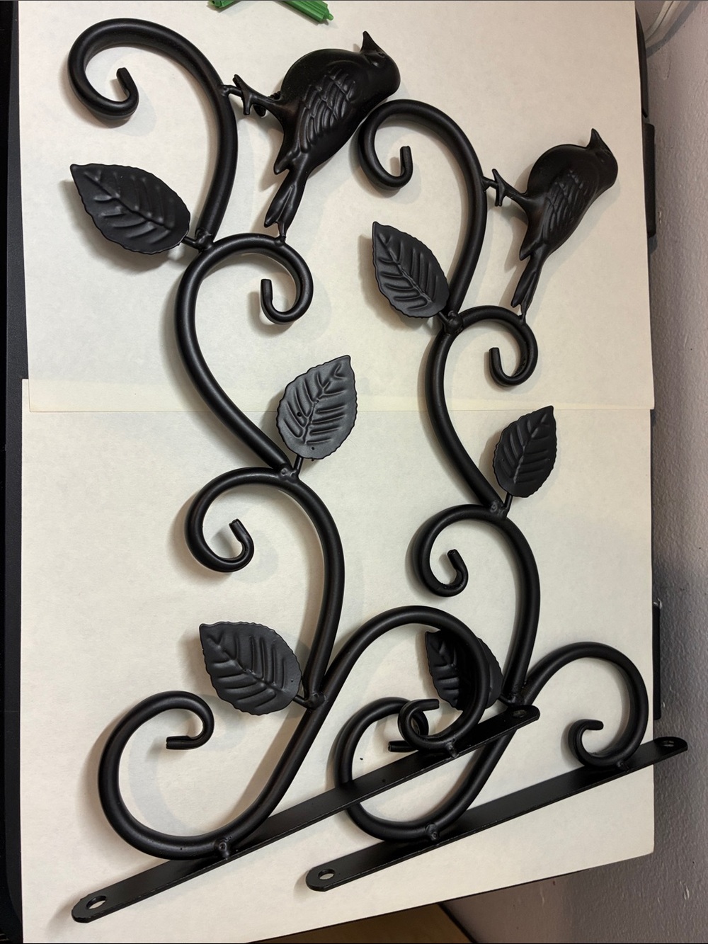 Decorative Black Metal Bird & Leaf Wall Hook Set - Home Wall Decor x 2